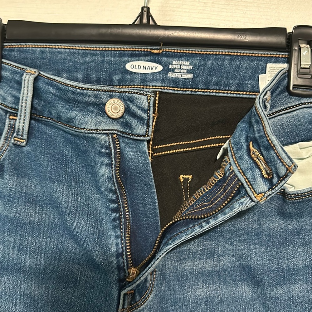 Women's Old Navy Super Skinny Rockstar High Rise Jeans - Picture 2 of 6